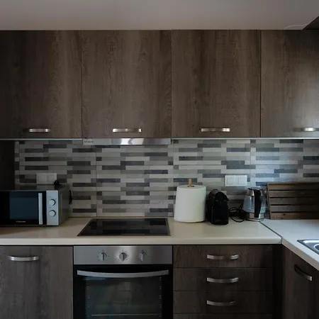 Luxury House 3*